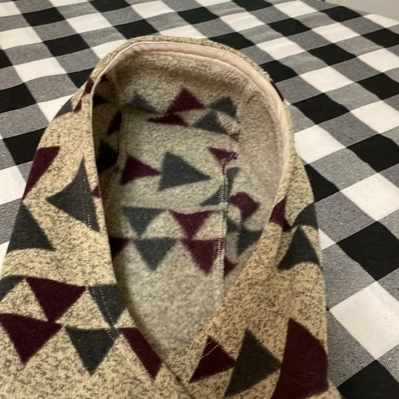 North Face Crescent Wrap Fleece Jacket Toggle Button Peyote Beige Aztec Sweater